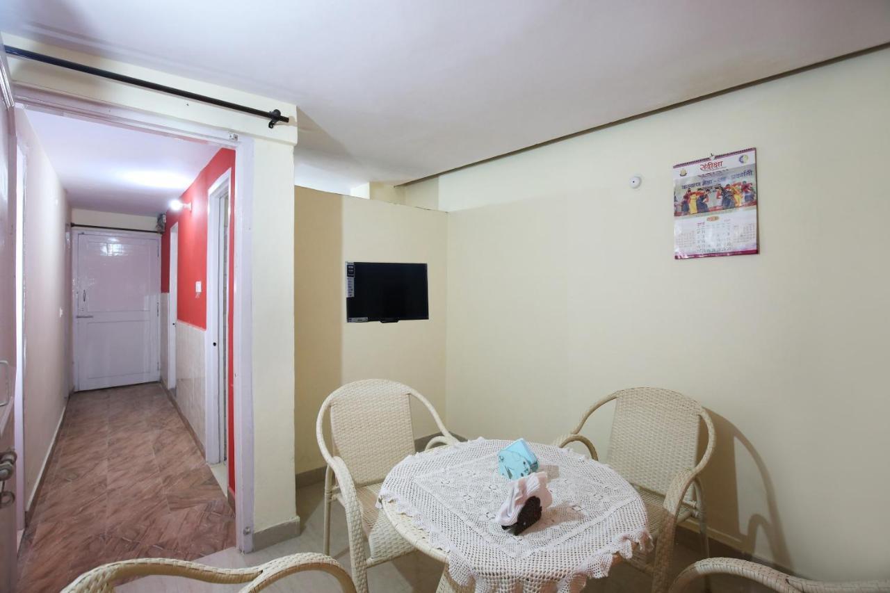 Serene 2bhk Abode In Isbt Tutikandi, Guest house