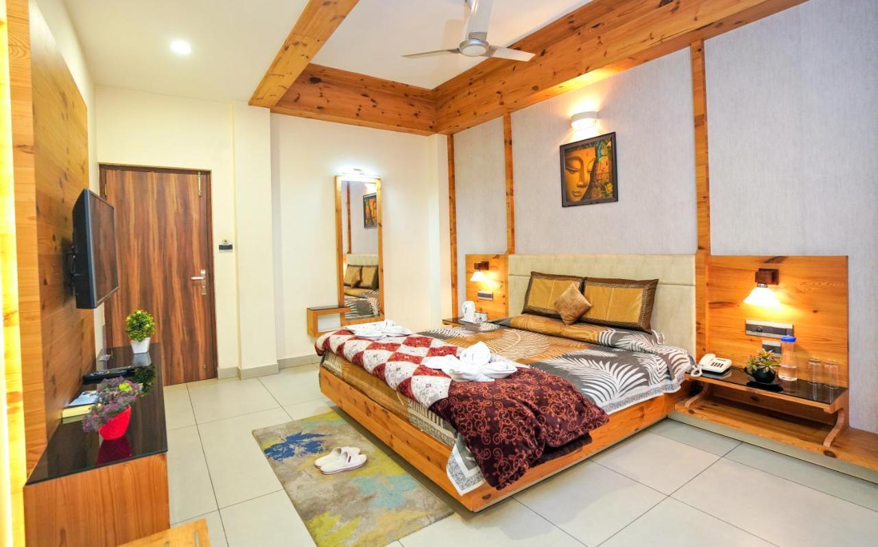 Mayur Bar And Restaurant 2* Shimla