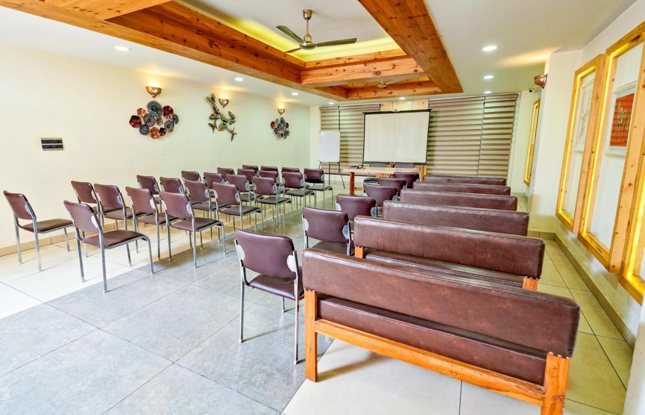 Hotel Mayur Bar And Restaurant