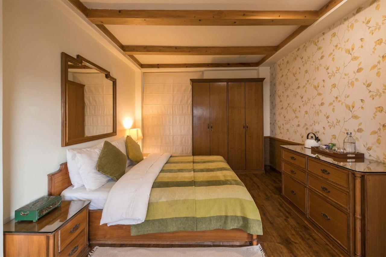 Stayvista At The Corner House - Pet Friendly Villa Shimla