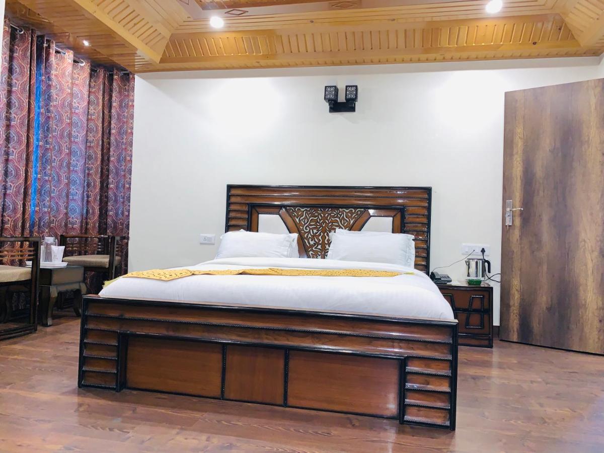 Hotel Dusk N Dawn Shimla