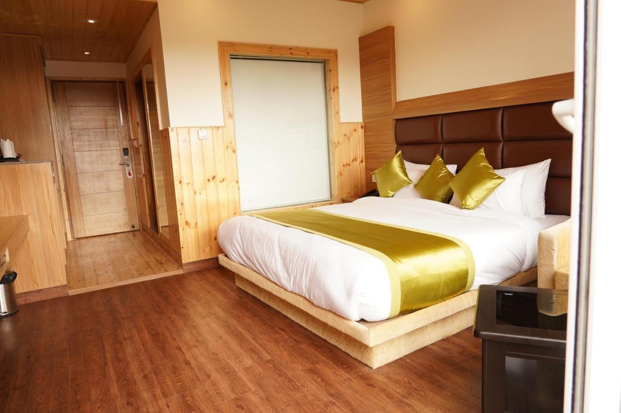 Hotel The Grand Welcome & Shimla