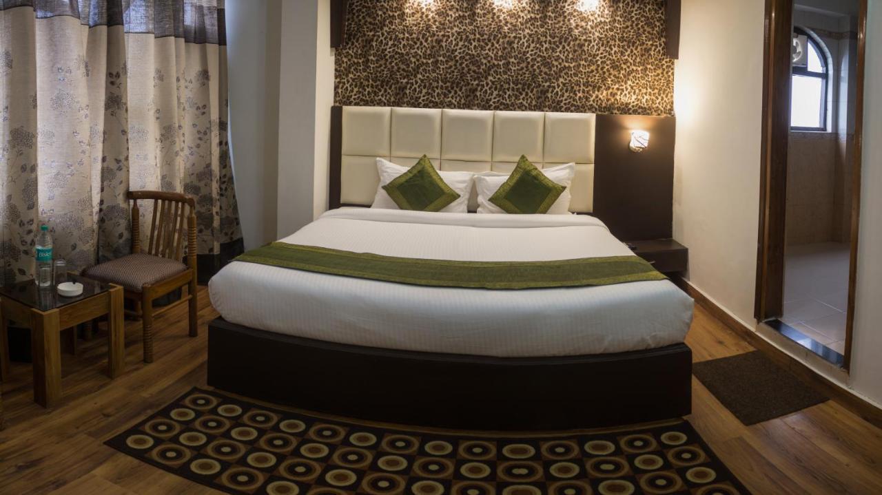 Hotel Treebo Trip Palace 3*