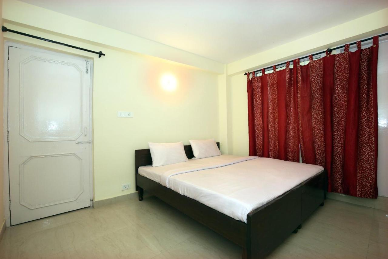 Guest house Serene 2bhk Abode In Isbt Tutikandi, 3*