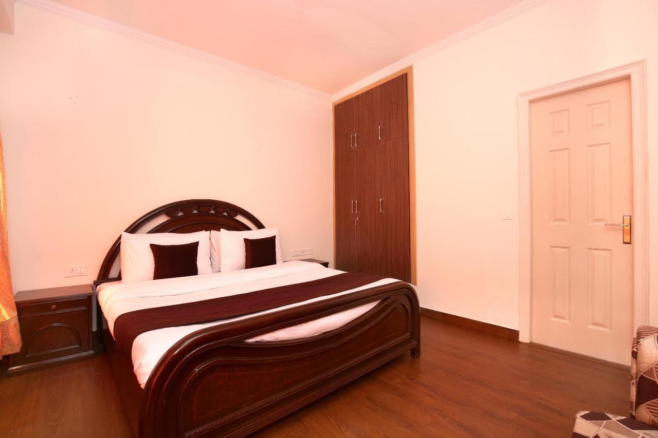 Hill View 2bhk Sojourn In Bharari, Guest house