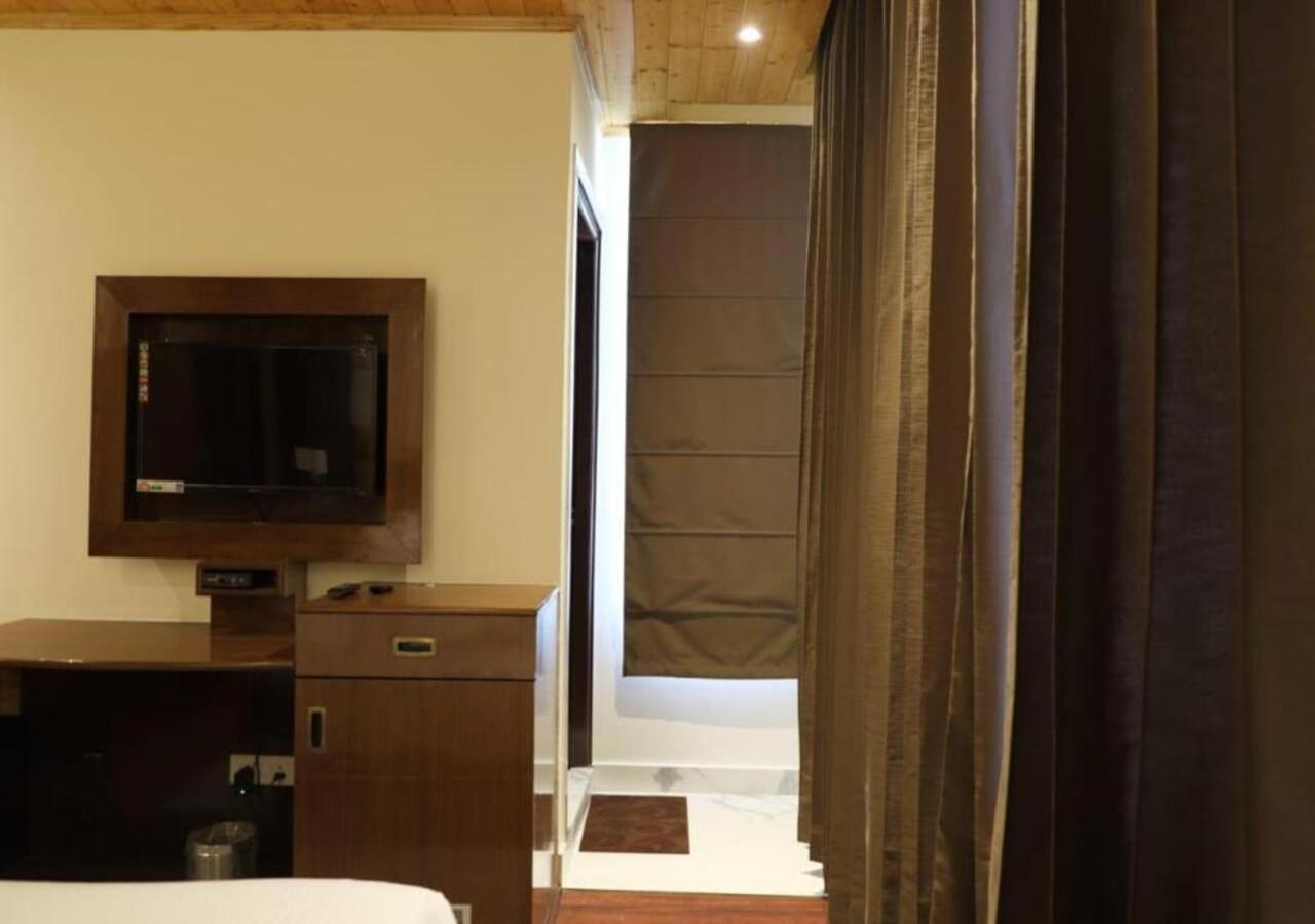 Hotel The Alpine Retreat Shimla