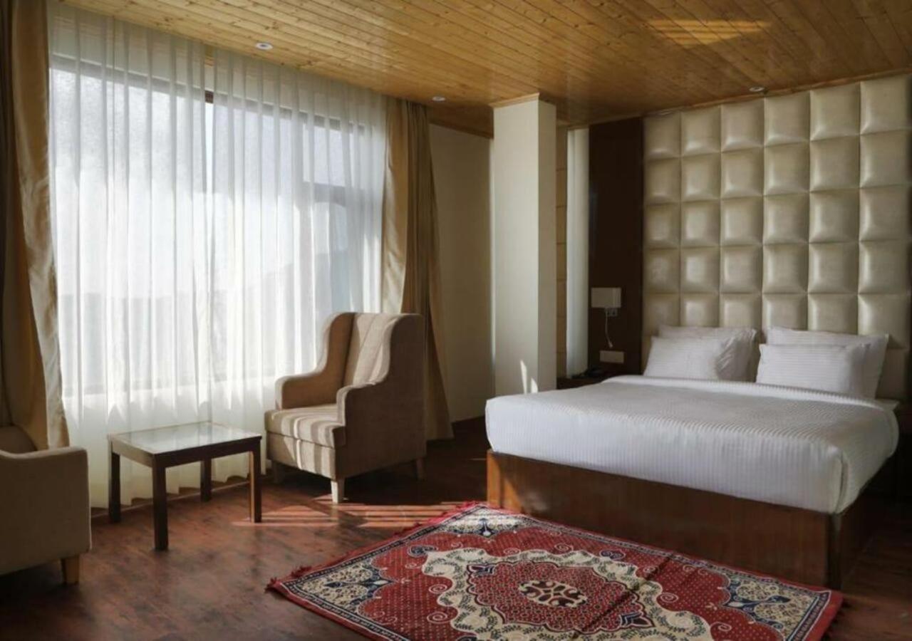 The Alpine Retreat * Shimla